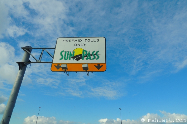 Sign for Sun Pass prepaid lanes